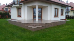 3.3 - Granit czerw.-czarny Maple Red  płomień 60x60x2 cm -2.jpg