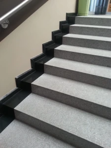 Stopnica granitowa  Bianco Cristal G603 180x33x2 cm realizacja 3