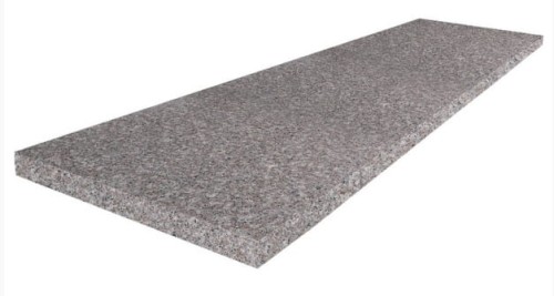 Brąz Królewski płomieniowany - stopnica.jpg