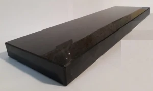 granit-nero-assoluto-poler-szczegol-narożnik.jpg