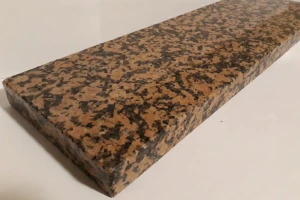 Parapety/Stopnice  - GRANIT ROSA BALMORAL - poler, gr. 2 cm  -  1 m2 wyrobu gotowego 