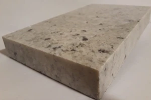 Parapety/Stopnice  - GRANIT BIAŁY typu COLONIAL WHITE poler, gr. 3 cm  - 1 m2 wyrobu gotowego