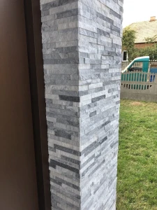 3. Panele kwarcyt szaro biały Cloud Grey 10x36 cm i granit 150x33x2 cm  G603 szary płom. i Padang Dark poler1 (5).JPG
