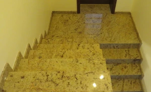 realizacja-schodów-granit-shivakashi-poler-3 cm (2).JPG