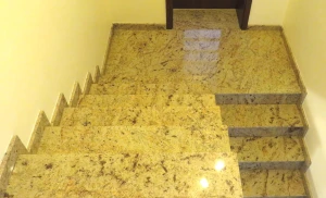 realizacja-schodów-granit-shivakashi-poler-2 cm (2).JPG